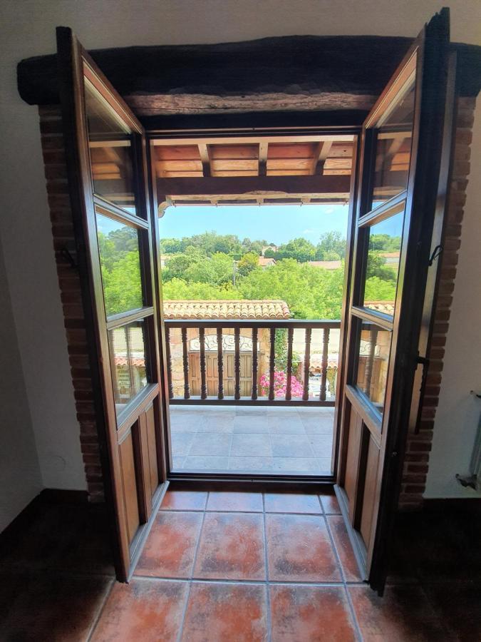 Apartamentos Camino Del Norte Cobreces Luaran gambar