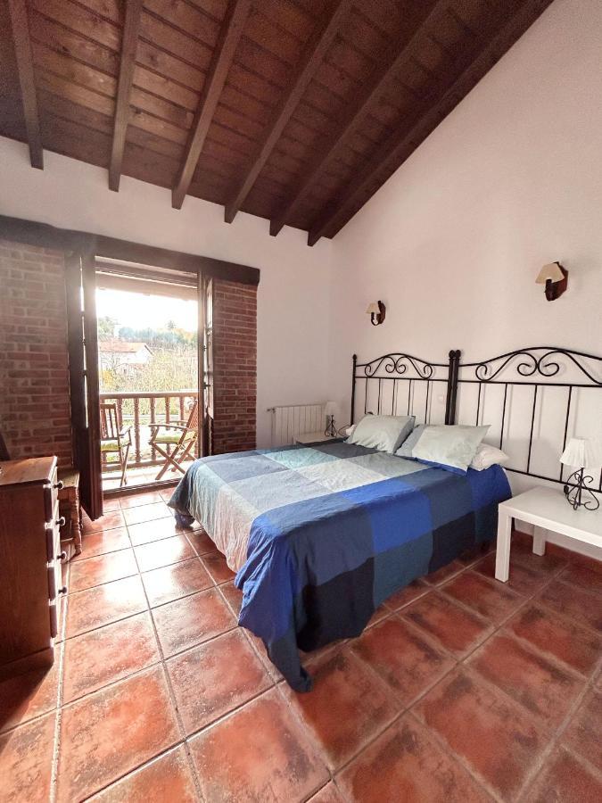 Apartamentos Camino Del Norte Cobreces Luaran gambar