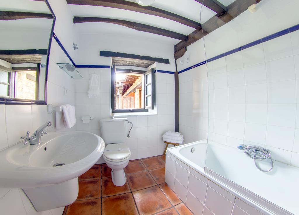 Apartamentos Camino Del Norte Cobreces Luaran gambar