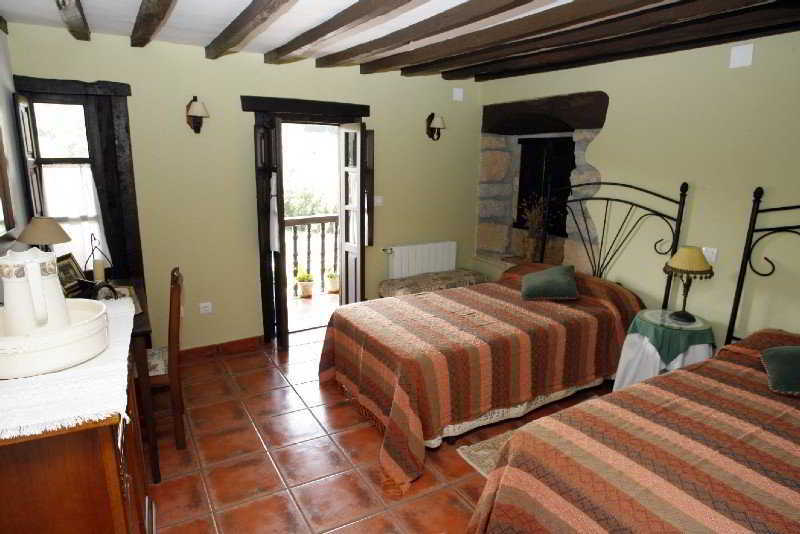 Apartamentos Camino Del Norte Cobreces Luaran gambar